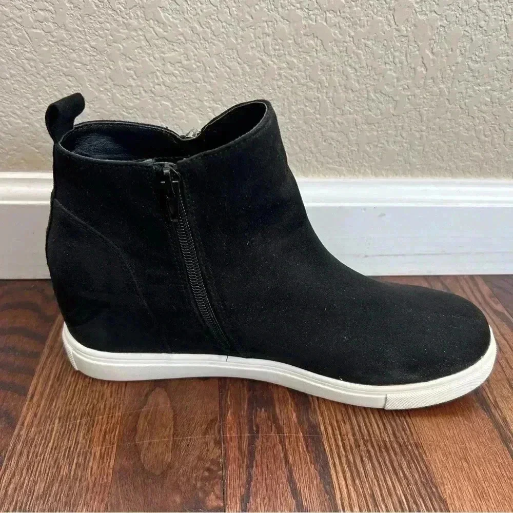 Madden Girl Steve Madden Piperr Wedgie Sneaker Bootie Black Size 10 Side Zip $95